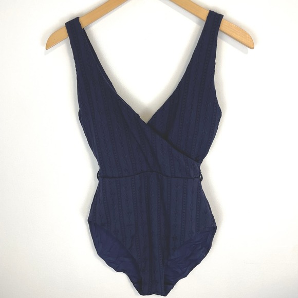 Andie The Belmar One Piece Swimsuit In Navy Eyelet Size Small New - Picture 3 of 14